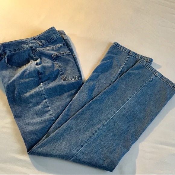 Christopher&Banks 30” X 31”, Jeans, Straight Leg - Picture 4 of 7